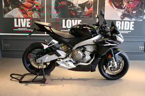 Watch video of Aprilia TUONO 660 FACTORY TUONO 660 FACTORY in Watford