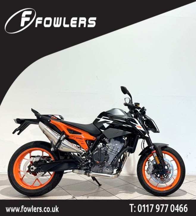 KTM 890 DUKE GP