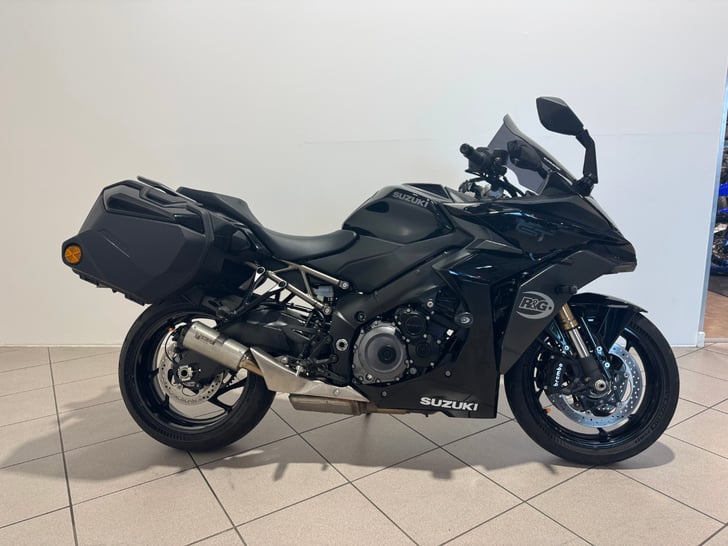 Suzuki GSX-S1000GT