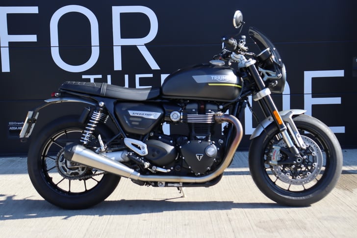 Triumph SPEED TWIN 1200