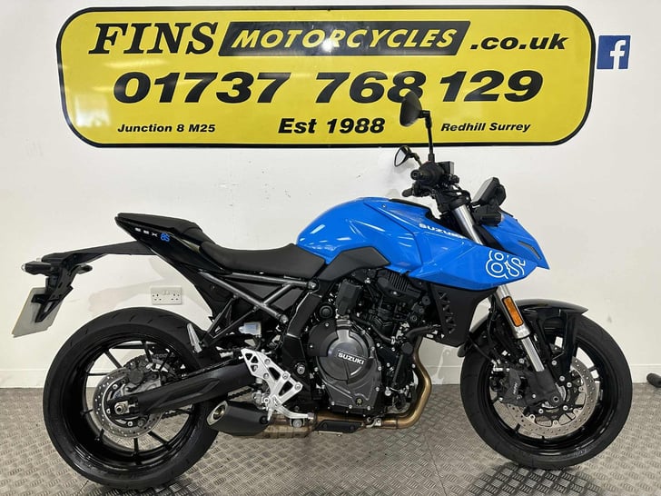 Suzuki GSX-8S