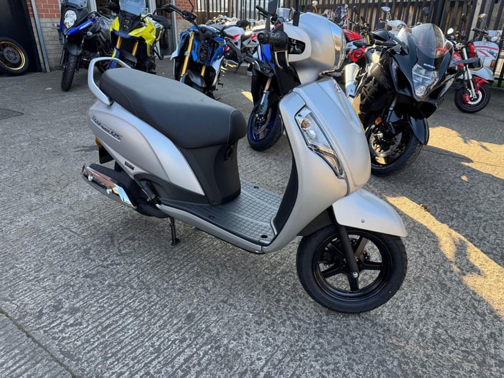 Suzuki ADDRESS 125 CVT