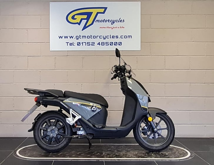 Super Soco VMOTO CPX DUAL BATTERY 