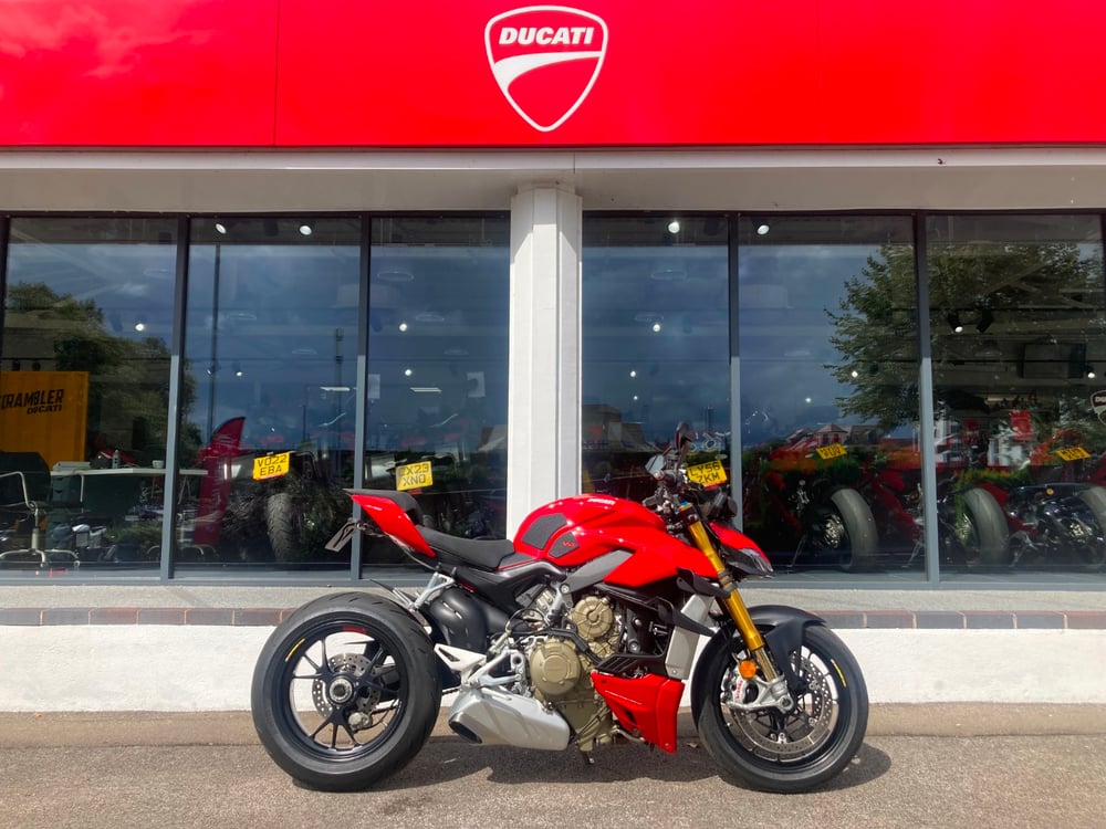 Used Ducati STREETFIGHTER V4 S STREETFIGHTER V4 S for sale in Worcester