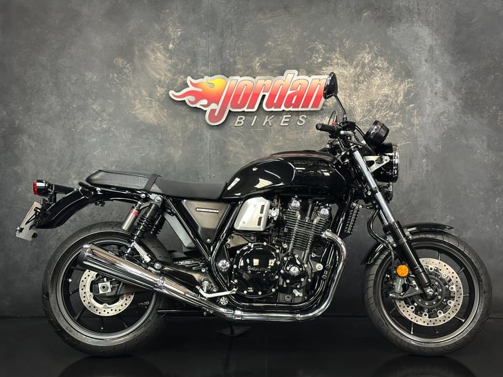 Honda CB1100 RS