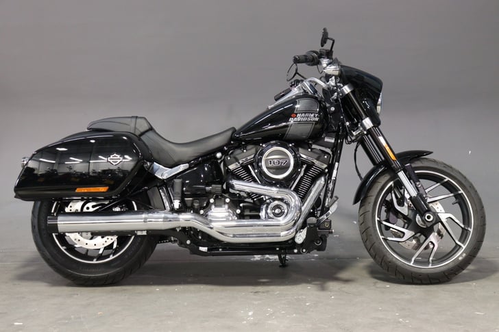 Harley-Davidson SOFTAIL FLSB SPORT GLIDE