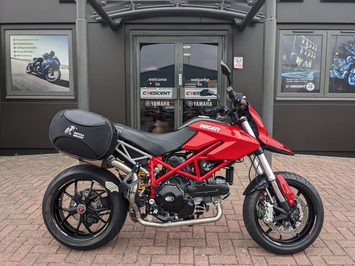 Ducati HYPERMOTARD 796