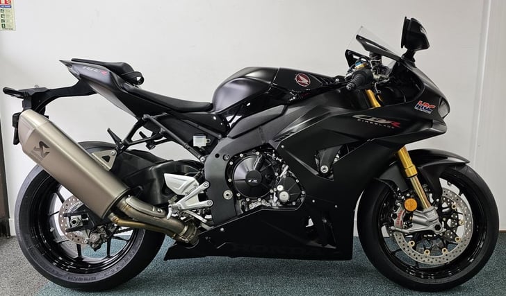 Honda CBR1000RR-R FIREBLADE SP