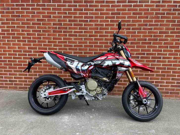 Ducati Hypermotard 698 Mono