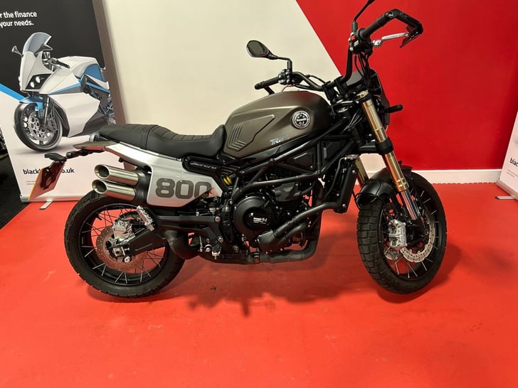 BENELLI LEONCINO 800 TRAIL