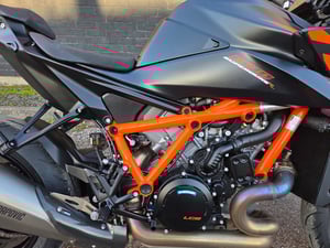 Used KTM 1390 SUPER DUKE R EVO 1390 SUPER DUKE R EVO for sale in Nottingham | Image 2