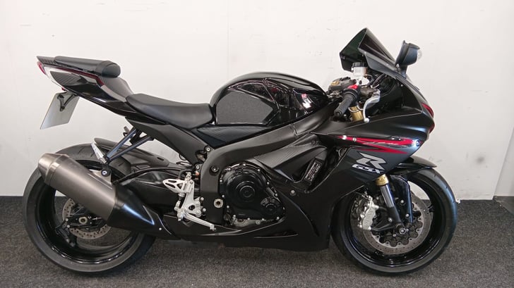 Suzuki GSX-R750
