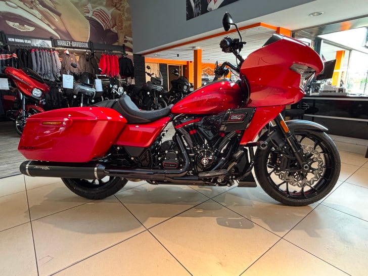 Harley-Davidson CVO FLTRXSE ROAD GLIDE