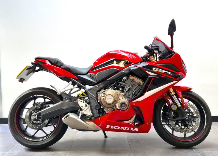 Honda CBR650R