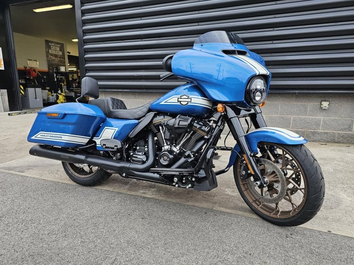 Harley-Davidson STREET GLIDE ST 1923 23 