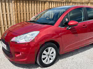 Used Citroen C3 C3 1.4 HDI VTR+ EURO 4 5DR for sale in Chesterfield | Image 2