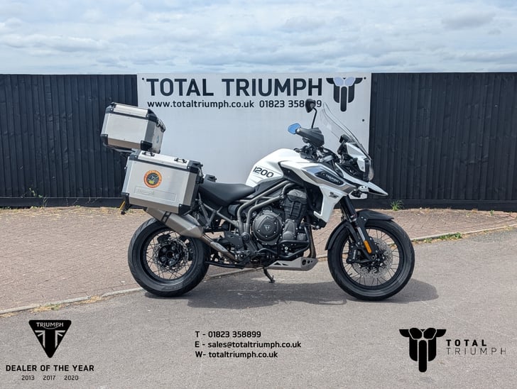 TRIUMPH TIGER 1200 XRT