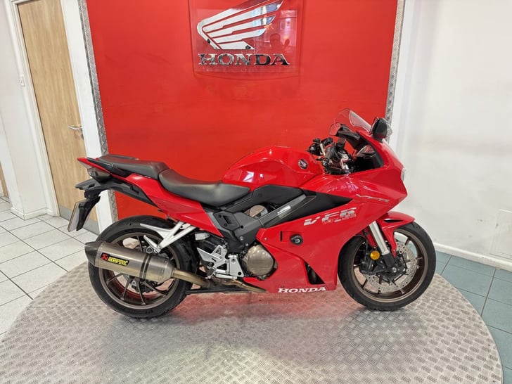 Honda VFR800F