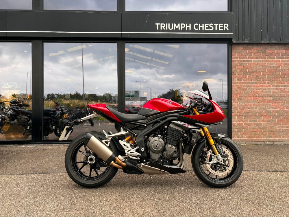 Used Triumph SPEED TRIPLE 1200 RR SPEED TRIPLE 1200 RR for sale in Deeside