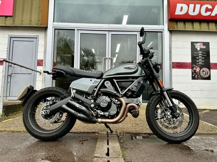 Ducati SCRAMBLER NIGHTSHIFT