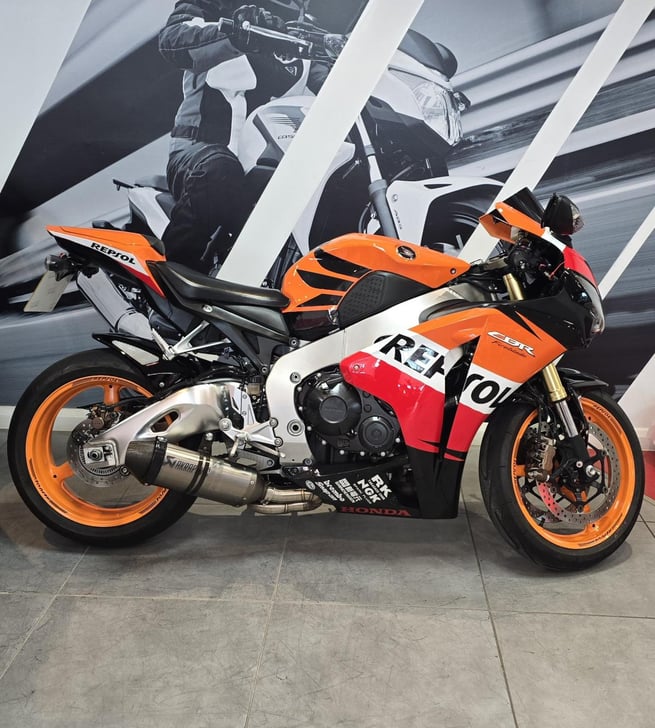 Honda CBR1000RR FIREBLADE