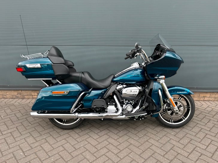 Harley-Davidson TOURING FLTRK ROAD GLIDE LIMITED