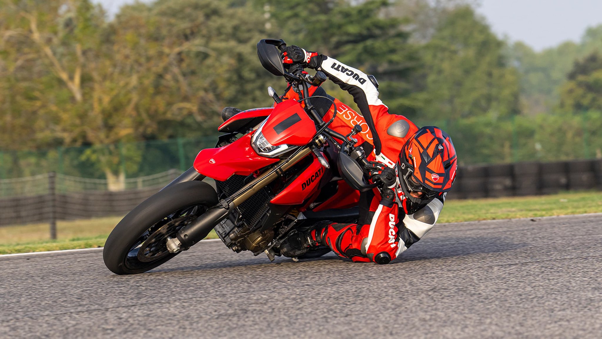 Ducati Hypermotard 698 Mono