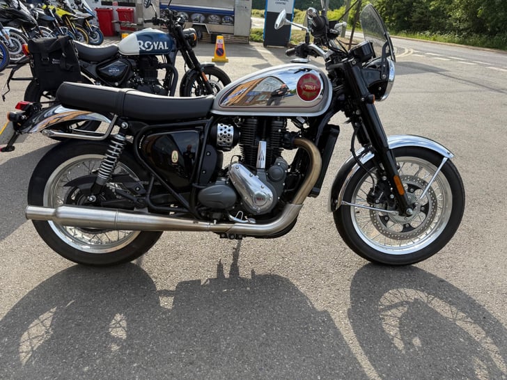 Bsa GOLD STAR 650