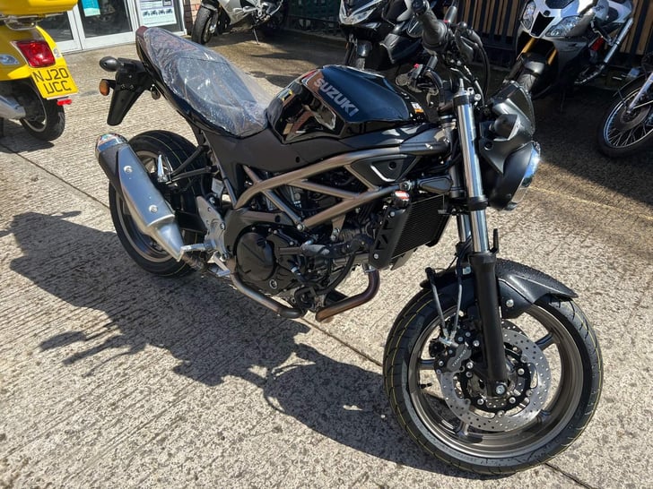 SUZUKI SV 650
