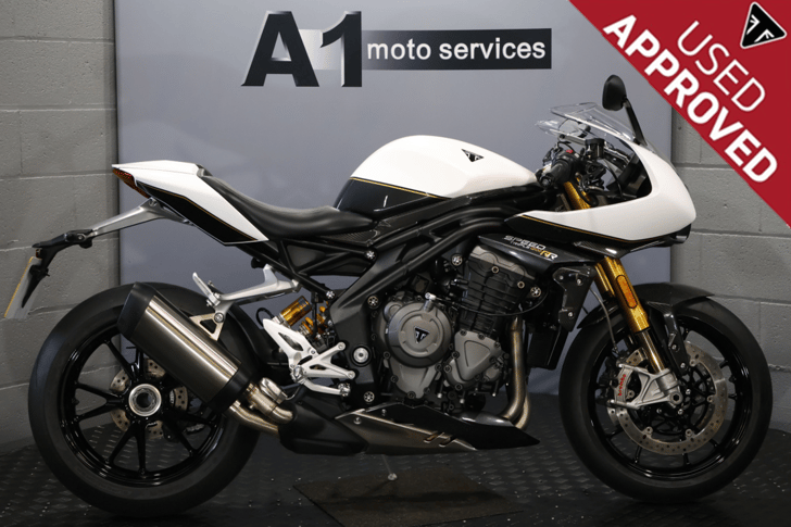 Triumph SPEED TRIPLE 1200 RR
