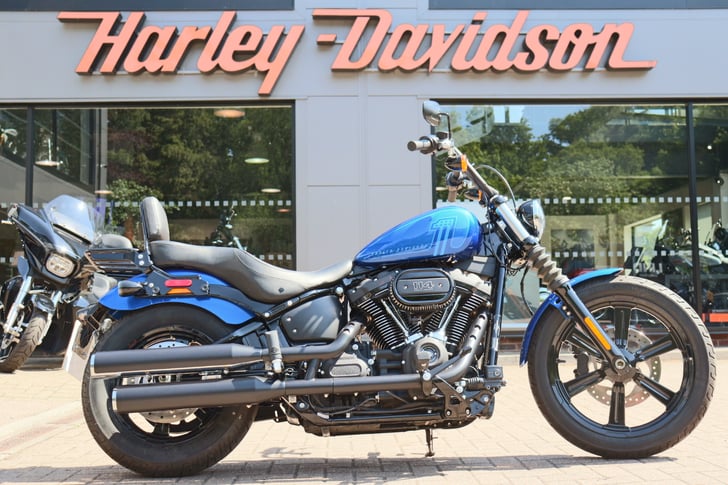 Harley-Davidson SOFTAIL FXBBS STREET BOB 114