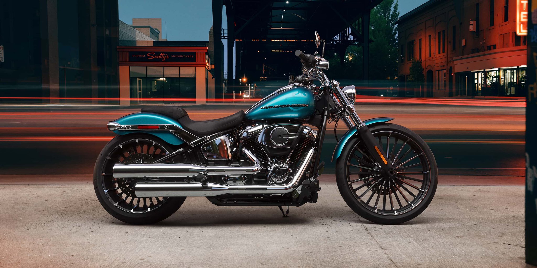 Harley-Davidson® Breakout™