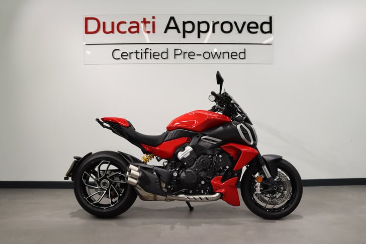 Ducati DIAVEL V4