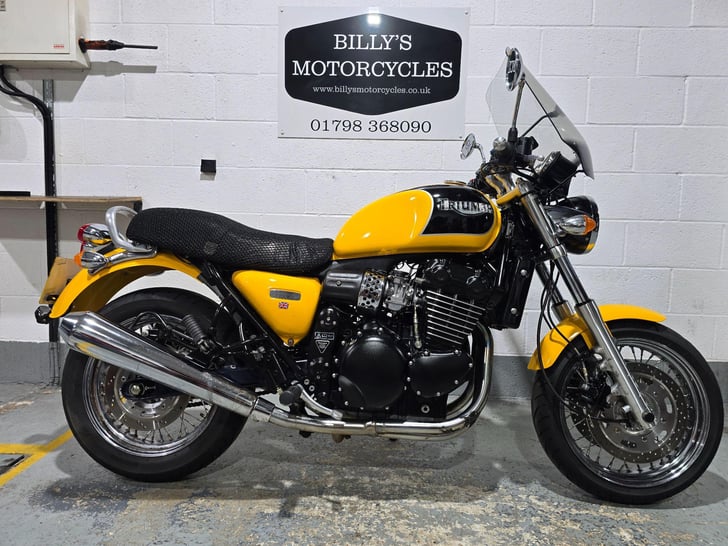 Triumph THUNDERBIRD SPORT 900