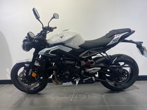 Used Triumph STREET TRIPLE 765 R STREET TRIPLE 765 R for sale in Newcastle | Image 2