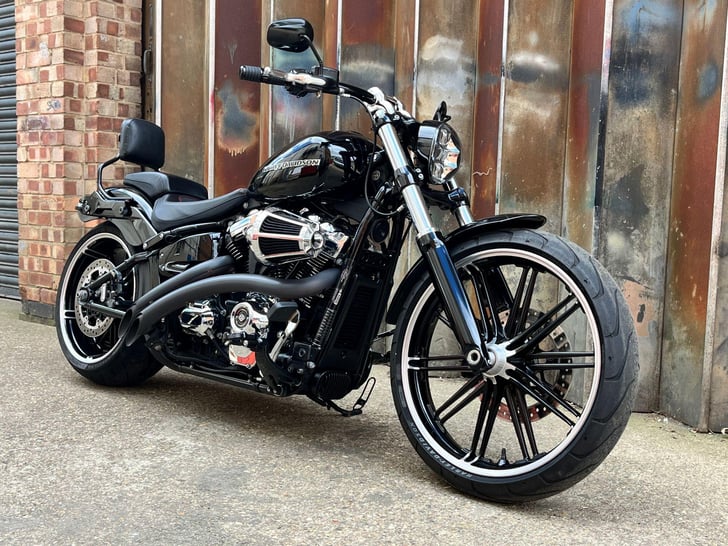 Harley-Davidson SOFTAIL 1868 FXBRS BREAKOUT 114