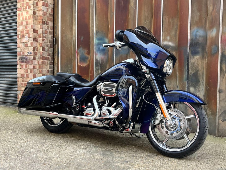 Harley-Davidson CVO 1801 STREET GLIDE