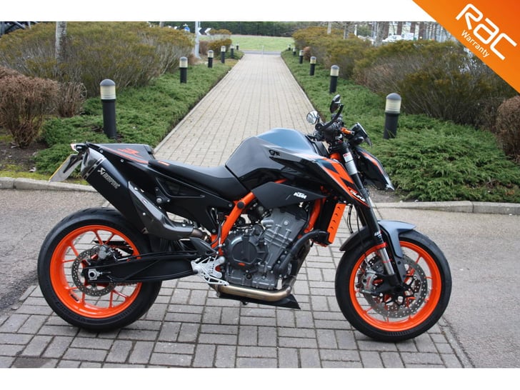 KTM 890 DUKE R