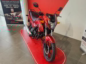 Used Honda CB125F CB125F for sale in Newcastle-under-Lyme | Image 2