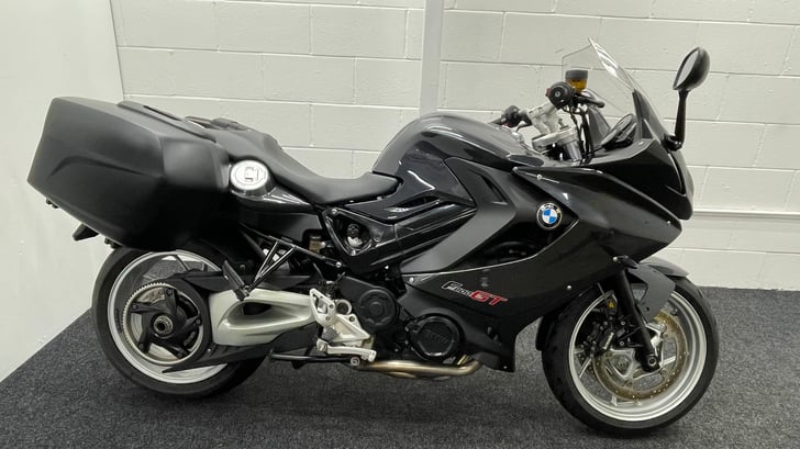 BMW F800GT