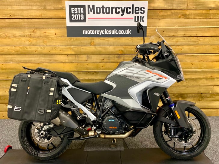 KTM 1290 SUPER ADVENTURE S