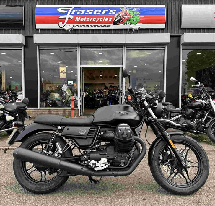 Moto Guzzi V7 STONE