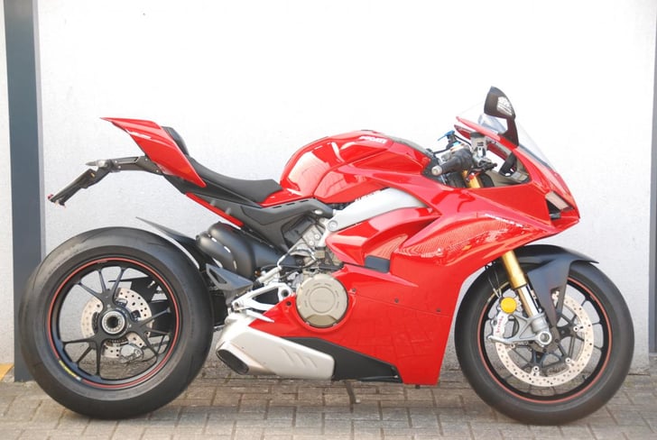 Ducati PANIGALE V4 S