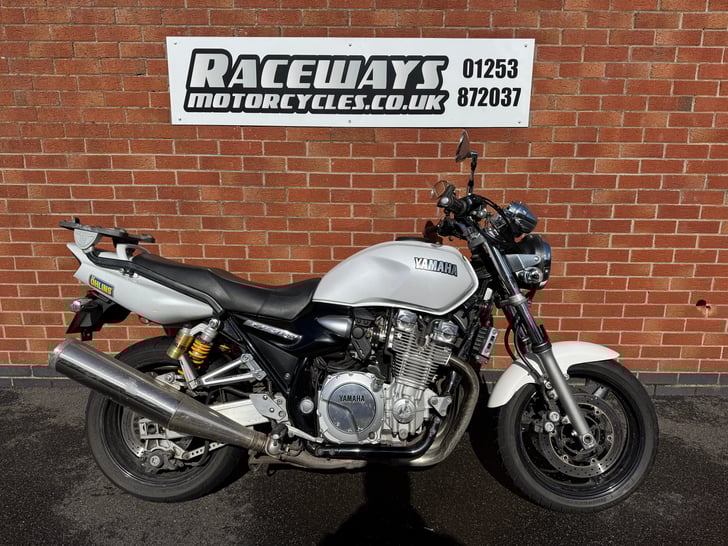 Yamaha XJR1300