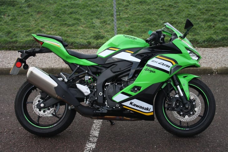 Kawasaki NINJA ZX-4RR