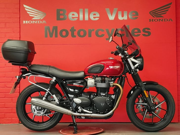 Triumph STREET TWIN