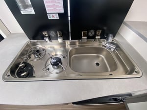 Used Etrusco V 5.9 V 5.9 for sale in Wythall | Image 2