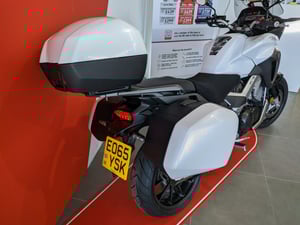 Used Honda VFR800X CROSSRUNNER VFR800X CROSSRUNNER for sale in Newcastle-under-Lyme | Image 2