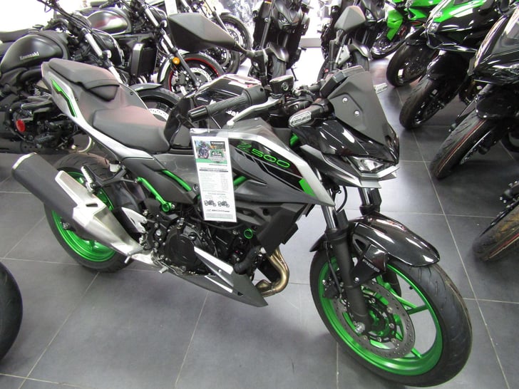 KAWASAKI Z500 500 SE SUPERNAKED