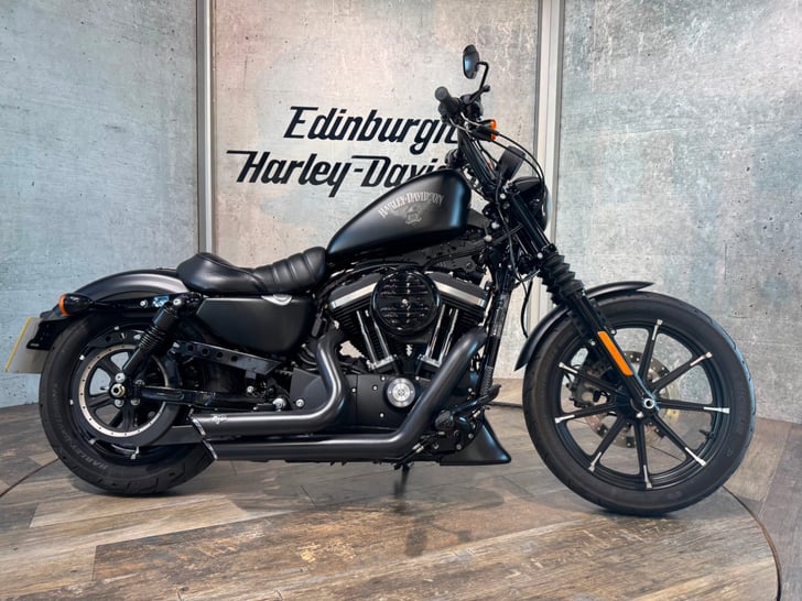 HARLEY-DAVIDSON Iron 883™